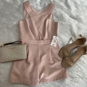 BCBG MaxAzaria dusty pink romper / Size XS